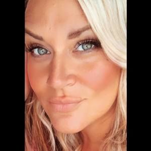 Meet your Posher, Stacy